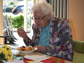 oma%20ebberink%20105%20183.JPG